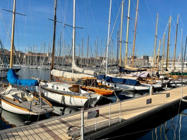 Vue Mer Le Panoramique Vieux-Port De Μασσαλία Εξωτερικό φωτογραφία