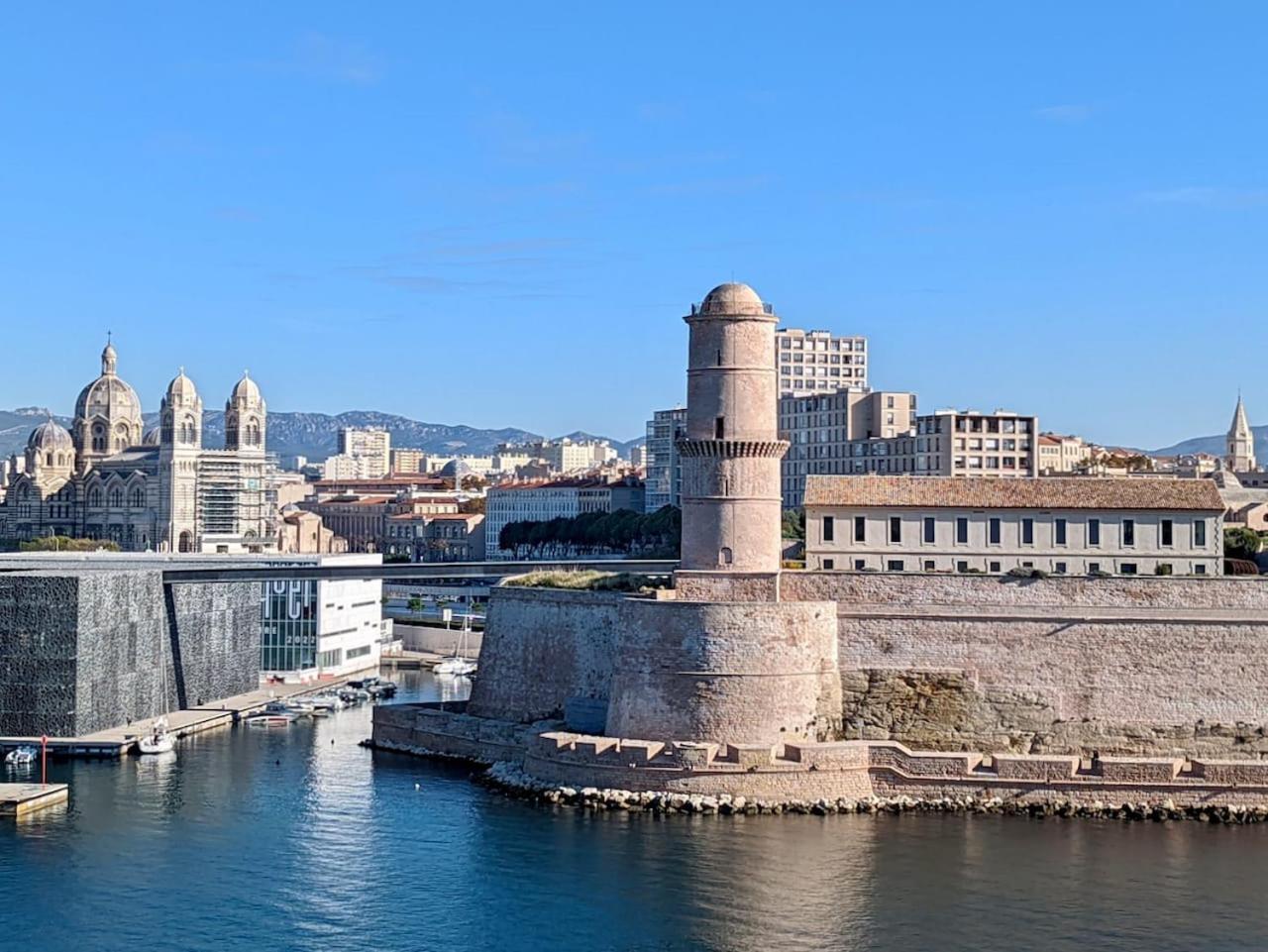 Vue Mer Le Panoramique Vieux-Port De Μασσαλία Εξωτερικό φωτογραφία